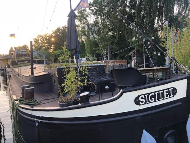 Houseboat Tante Piet Otel Amsterdam Dış mekan fotoğraf